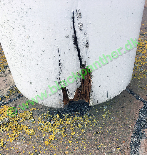 Rotting pillar