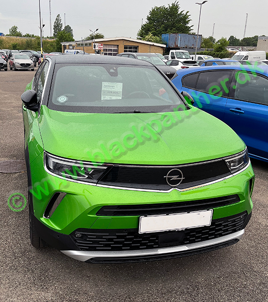 I love the green color of this Opel